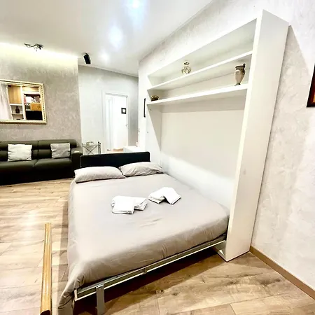 15 Min. Colosseo 2 - Casa Di Micca Апартаменты